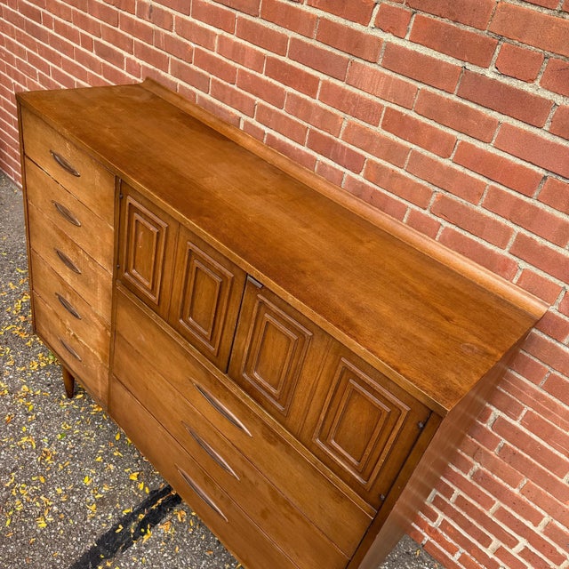 Brown Broyhill Premier Sculptra Magna Walnut Mid-Century Modern Gentleman’s Chest For Sale - Image 8 of 11