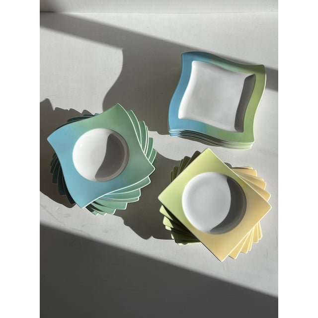 Modern 1990s Villeroy & Boch New Wave Lagoon 24 Piece Dinnerware Set Service for 8 For Sale - Image 3 of 18