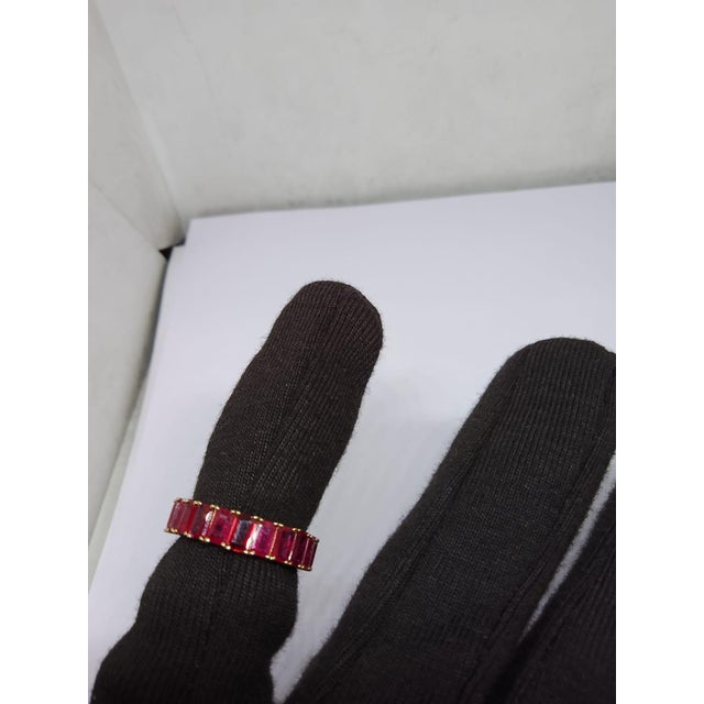 Gemstone details Gold Purity: 14K Solid Gold Ruby: 2.69 cts 14K gold Gross weight: 2.62 grams Net weight: 2.07 grams code: k