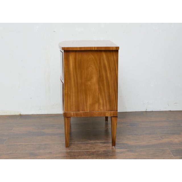 English 19th Century Mahogany Bow Front Chest with Flame Veneer, Two Drawers For Sale - Image 12 of 12