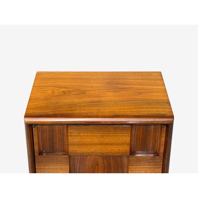 Edmond J. Spence, Sculptural Nightstands, Walnut, Sweden, 1950s For Sale - Image 10 of 14