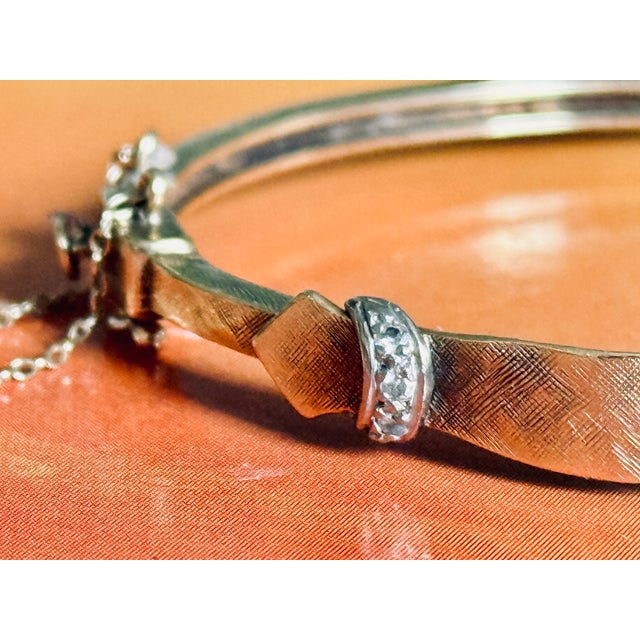 Metal Mid Century 18k Yellow Gold Florentine Finish Diamond and Crescent Bangle Bracelet For Sale - Image 7 of 15