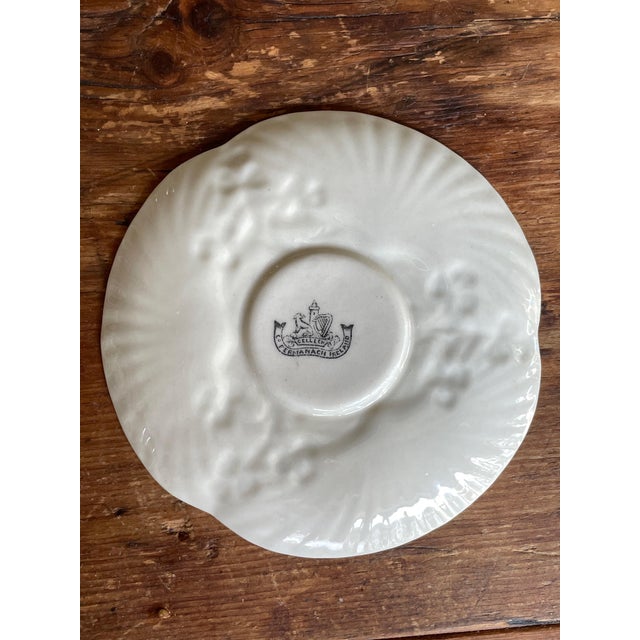 Antique Belleek Shamrock Teacups and Saucers – Set of 4 (Second Mark 1891–1926) For Sale - Image 9 of 11