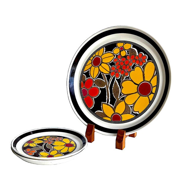 1970s Mikasa StudioKraft Plates in Esperanza 7919 Pattern, 3 Pieces For Sale In Miami - Image 6 of 13