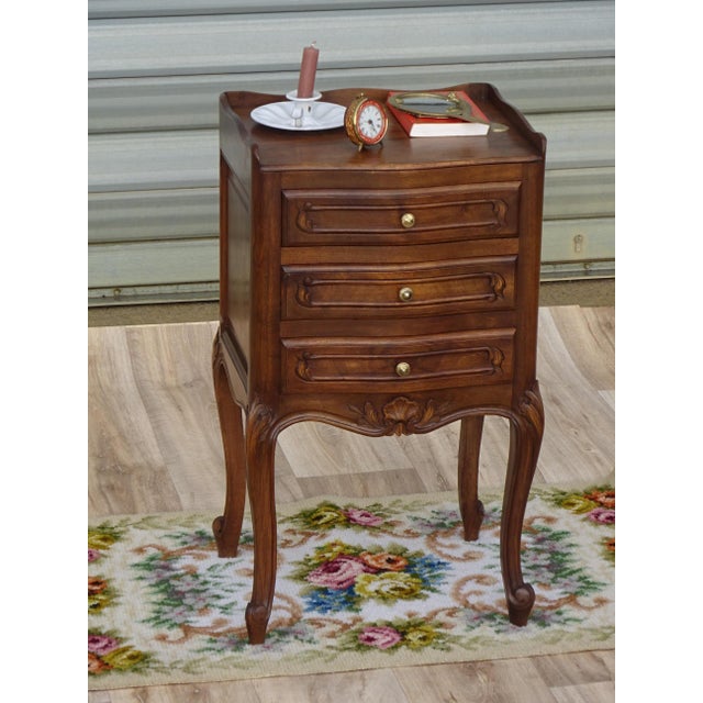 Louis Xv Style Walnut Bedside Table, 1960s For Sale - Image 3 of 18