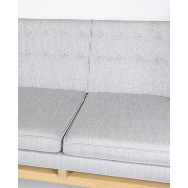 Mayor Sofa Model AJ5 by Arne Jacobsen and Flemming Lassen from &Tradition For Sale - Image 6 of 10