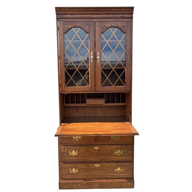 1980s Pennsylvania House Oak Chippendale Desk Cabinet Display Hutch Shelf Chippendale For Sale - Image 10 of 18