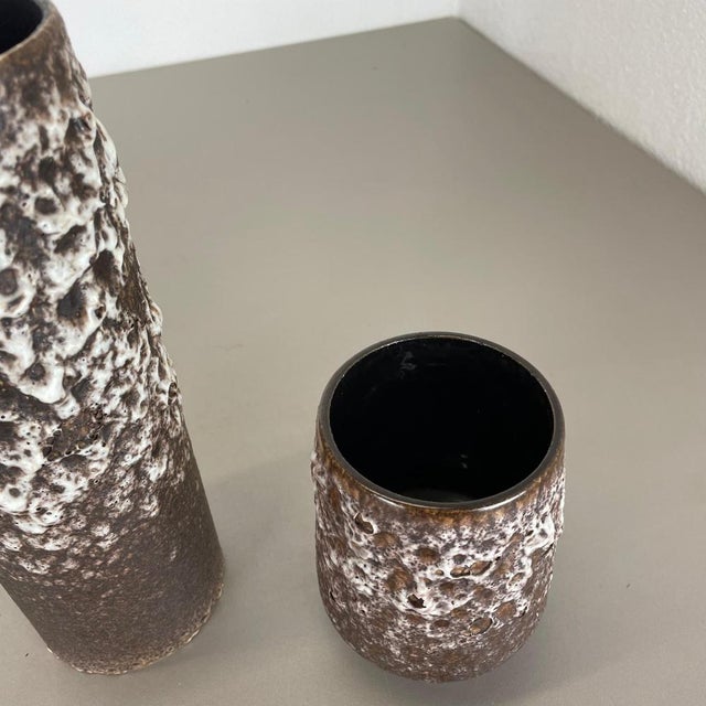 Set of Two Pottery Fat Lava Vases Crusty Brown-White attributed to Jopeko, Germany, 1970s, Set of 2 For Sale - Image 10 of 18