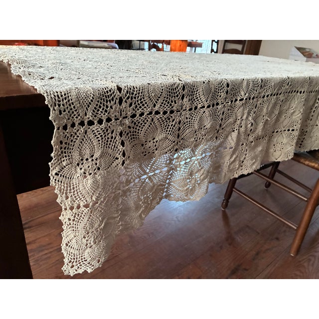Farmhouse Vintage Handmade Coverlet Crochet Lace Tablecloth — Ivory Floral Heirloom Textile — French Country / Farmhouse — 56” × 82 For Sale - Image 3 of 10
