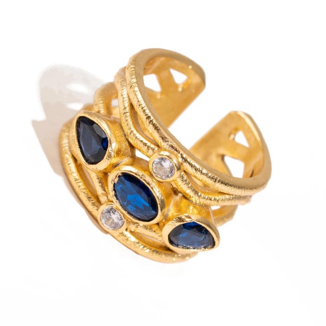 Sapphire & Diamond Regal Adjustable Gold Ring, Size 4 For Sale In Miami - Image 6 of 8