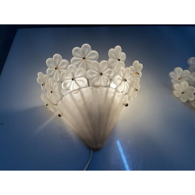 Murano Glass Flower Wall Sconces, Italy, 1960s, Set of 2 For Sale - Image 4 of 9