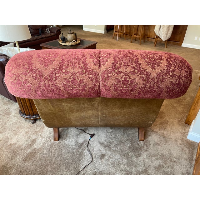 Traditional Oversized Chaise Lounge For Sale In Minneapolis - Image 6 of 14