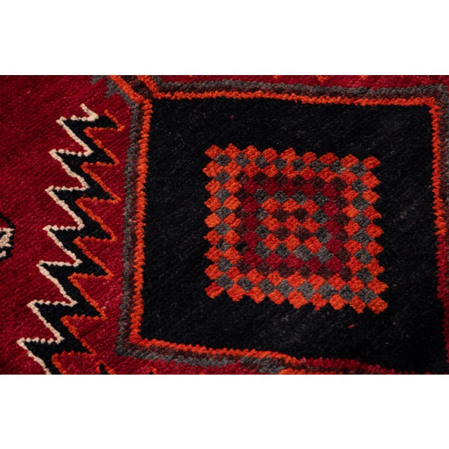 Vintage Handmade Persian Red Geometric Wool Rug 5'5" X 9'1" For Sale - Image 10 of 11