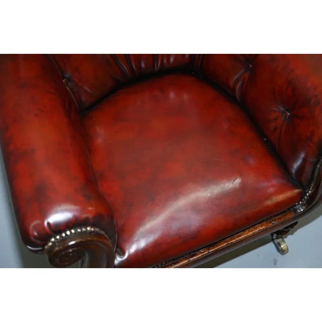 Regency Chesterfield Bordeaux Leather Porters Armchair in the Style of Gillows For Sale - Image 6 of 18