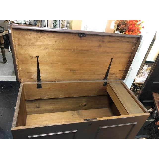 18th Century New England Mule Chest Blanket Box For Sale In Washington DC - Image 6 of 12