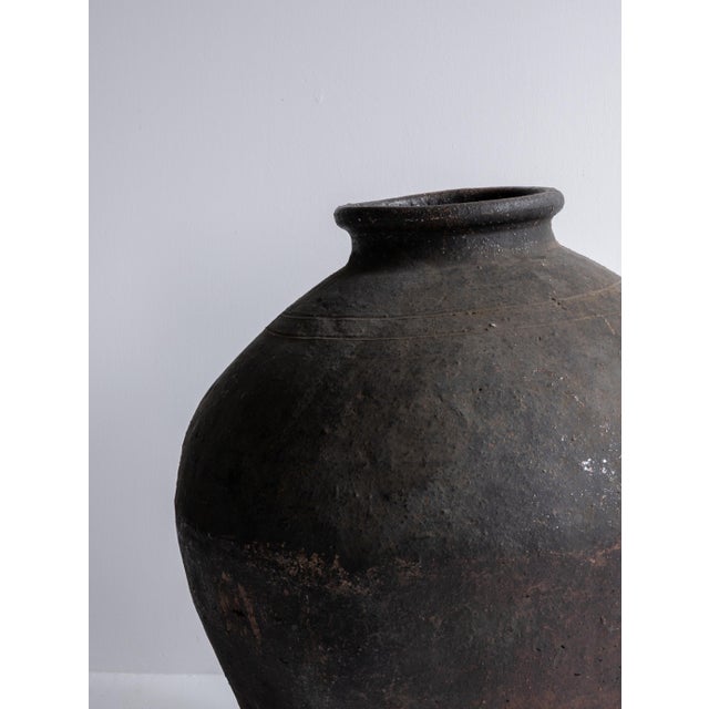 Japanese Antique Wabi-Sabi Edo Pottery Vase 18th Century / Tsubo For Sale - Image 11 of 15