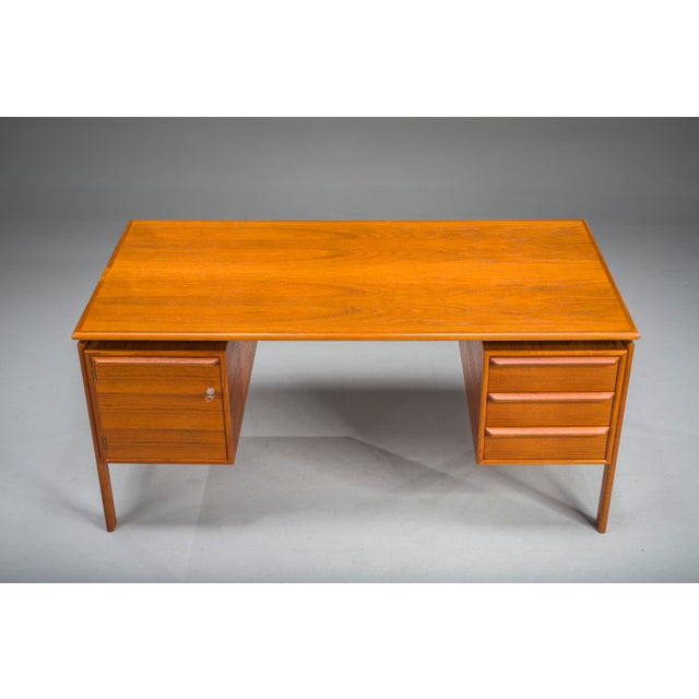 Brown Mid-Century Modern Teak Freestanding Desk from GV Møbler, 1960s For Sale - Image 8 of 18