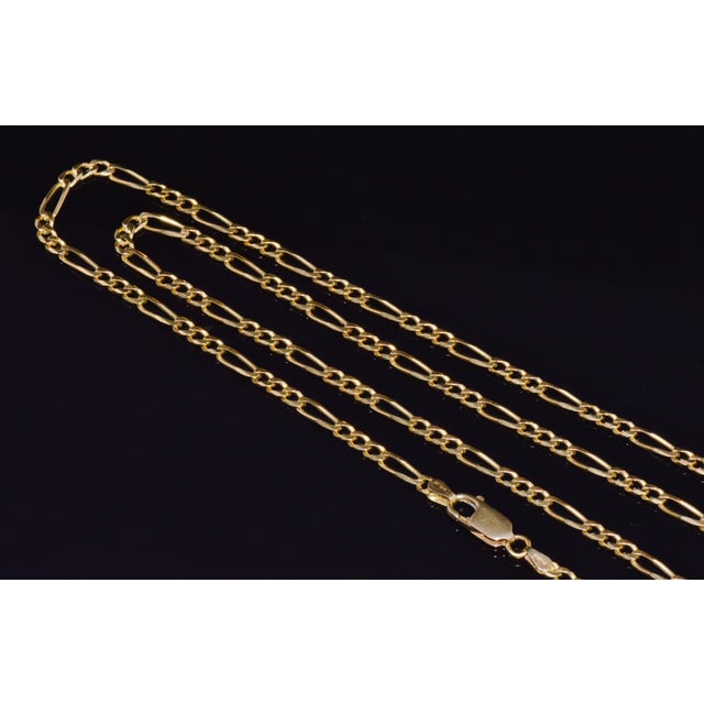 Late 20th Century Italian Solid 18k Yellow Gold 30-Inch Figaro Chain Necklace by Olimpia Catene For Sale - Image 4 of 11