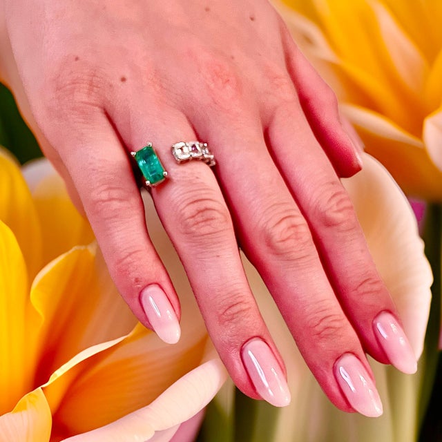 Natural Emerald Sapphire Ring Size 6.5 14k W Gold 4.95 TCW Certified For Sale - Image 11 of 13