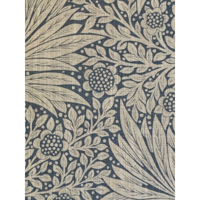 Traditional William Morris Fabric 'Marigold 1 5/8 Yards China Blue/Ivory Linen Blend For Sale - Image 3 of 5