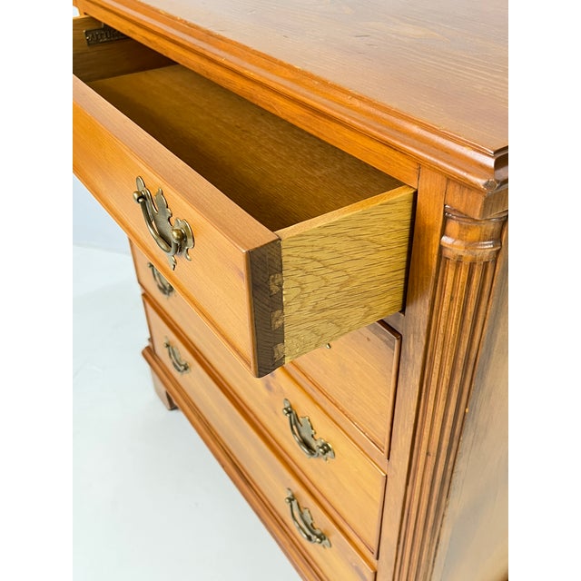 Mid 20th Century Vintage Kittinger Colonial Revival Knotty Pine Small Chest of Drawers For Sale - Image 5 of 17