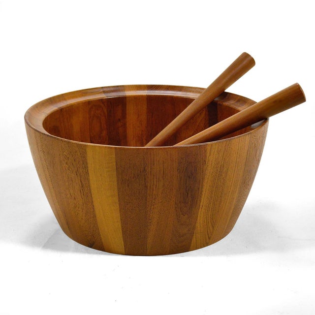 This spectacular staved teak bowl by Richard Nissen is not only noteworthy for its design and quality of craftsmanship,...