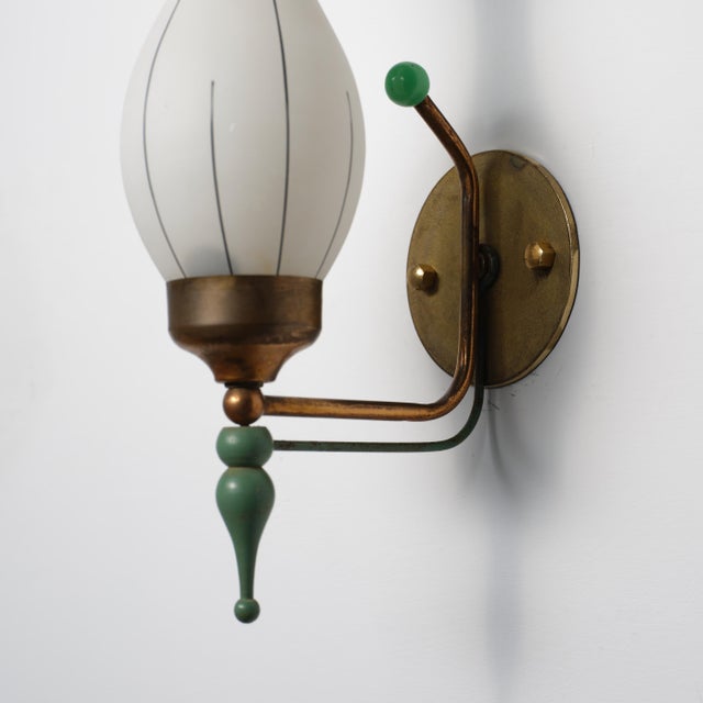 Mid-Century Modern Italian Brass and Green Enamel Wall Sconce with Sculpted Opaline Shade, 1950s For Sale - Image 3 of 11