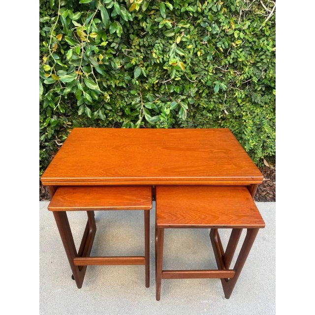 Mid Century Modern Teak Triform Nesting Table Set For Sale - Image 14 of 16