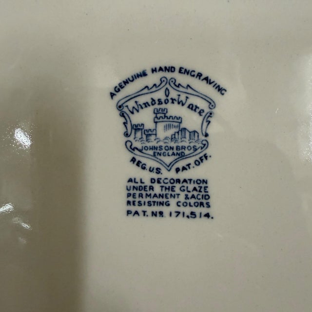 French Country Vintage Windsor Ware “Malvern” by Johnson Bros Dinner Plates, Made in England - Set of 4 For Sale - Image 3 of 3