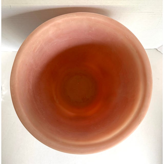 1970s 1970s Pink Neoclassical Roman Relief Cachepot Planter, Attributed to Incolay For Sale - Image 5 of 11