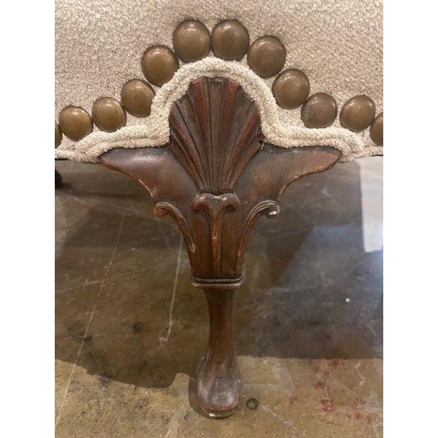 Wood 19th Century English Queen Anne Walnut Settee For Sale - Image 7 of 7