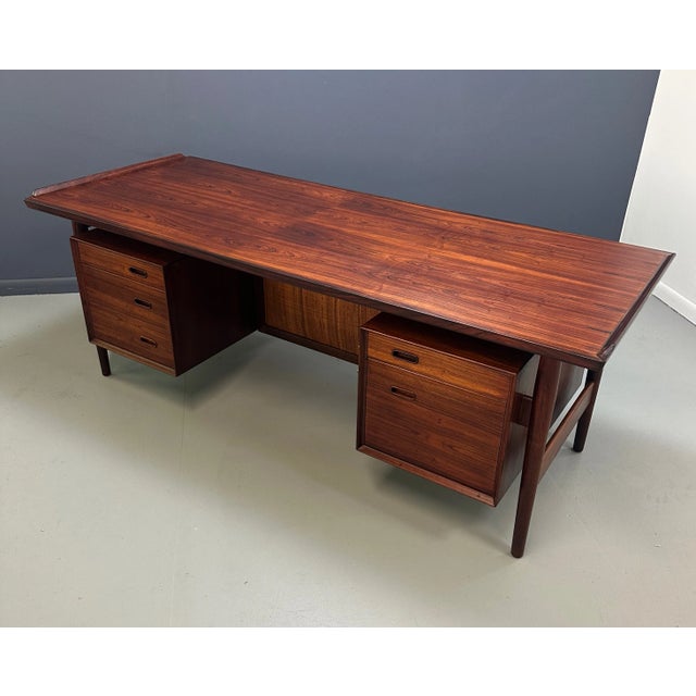 Arne Vodder Rosewood Executive Desk 207 for Sibast, Denmark, 1960s For Sale - Image 10 of 17