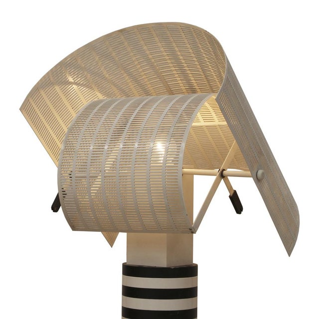 Artemide Mid-Century Modern Mod. Shogun Table Lamp by Mario Botta for Artemide, 1980s For Sale - Image 4 of 8