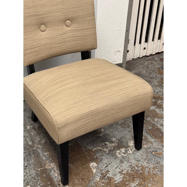 Mid-Century Modern Crate & Barrel Mid-Century Modern Style Slipper Chair For Sale - Image 3 of 12