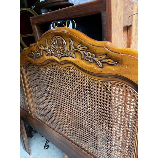 Up for consideration is a beautiful vintage wooden Ethan Allen caned headboard. This would look lovely in your home, and...