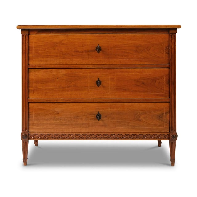 Brown Antique Chest of Drawers in Walnut, 1780s For Sale - Image 8 of 8
