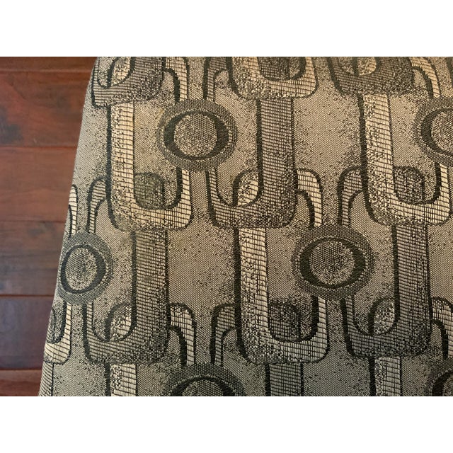 Mid 20th Century Spindle Back Dining Chairs Set of 4 For Sale - Image 12 of 12