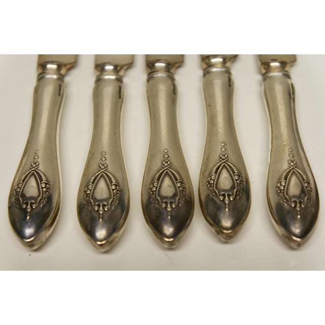 RLB Lunt Silversmiths Sterling Silver Set of 5 Knives & 5 Forks For Sale - Image 9 of 10