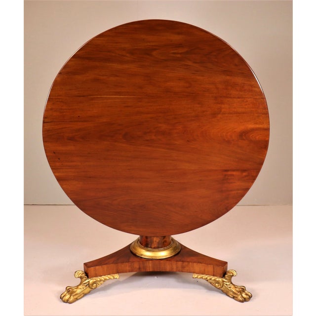 English Circa 1810 English Regency Mahogany Tilt-Top Center Table For Sale - Image 3 of 13