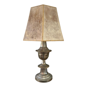 Vintage Neoclassical Style Table Lamp With Classic Urn Shape Base