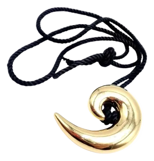 Vintage Tiffany & Co. Cummings Large Spiral Nautilus Yellow Gold Pendant Necklace