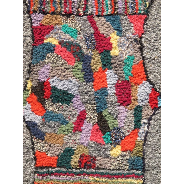 Vintage American Hooked Long Runner With Colorful Vertical Medallion Design For Sale - Image 4 of 5