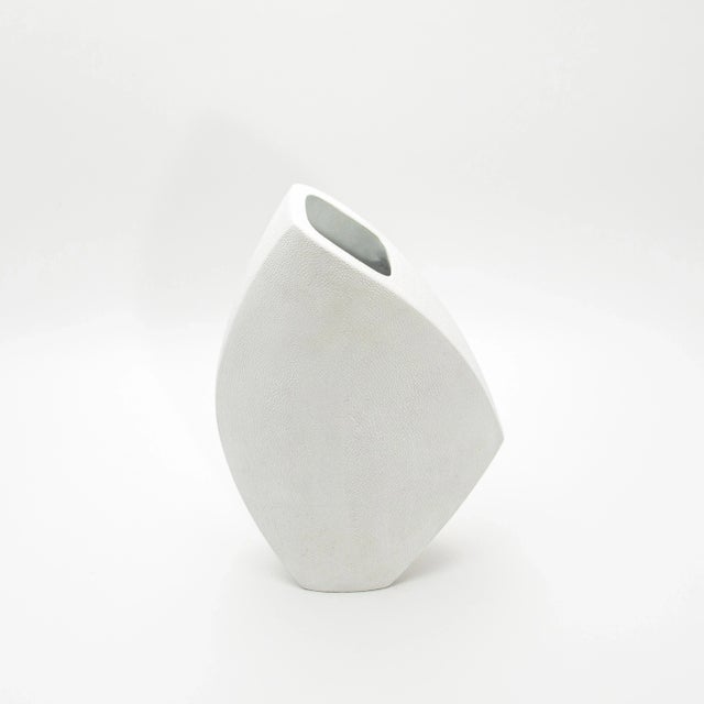 White Modern Shagreen Vase by R&y Augousti For Sale - Image 8 of 12