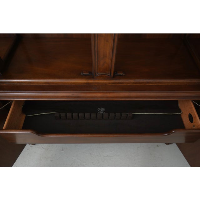 Karges French Louis XV Walnut China Cabinet For Sale In Philadelphia - Image 6 of 18