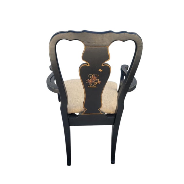 Chinoiserie 1970s Hollywood Regency Hand Painted Chinoiserie Black Birds Scene Queen Anne Side Arm Chairs-a Pair For Sale - Image 3 of 13