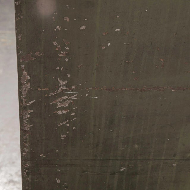 Filing Cabinet in Original Paint from Strafor, 1940s For Sale - Image 15 of 18