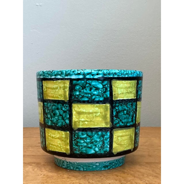 Vintage Italian Checkerboard Ceramic Cache Pot For Sale In West Palm - Image 6 of 12