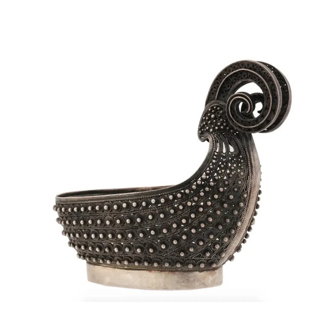 Mediterranean Vintage Silver Scrolling Filigree Pattern Kovsh For Sale - Image 3 of 7