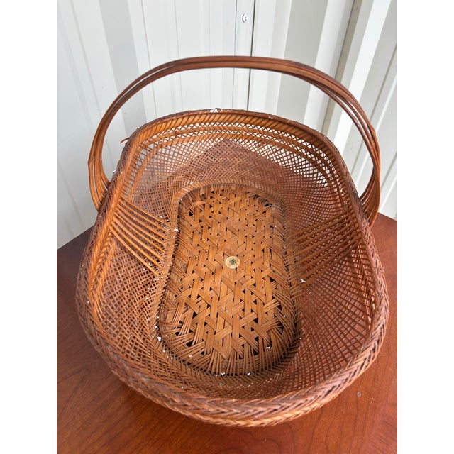 Vintage Hunan Products Handwoven Bamboo Basket With Handle, Made in China, Original Label For Sale - Image 10 of 11