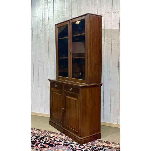 Brown English Walnut 2-Part Bookcase, Early 20th Century For Sale - Image 8 of 18